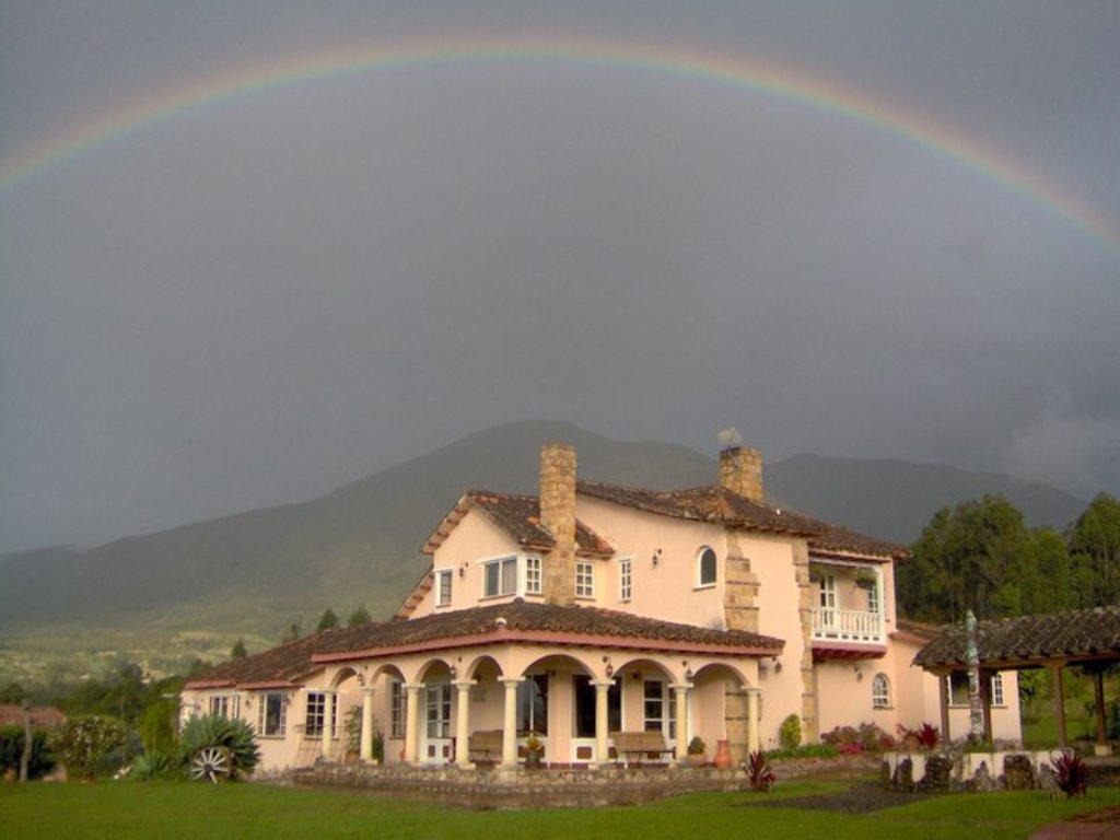 Hacienda El Pinar Del Viento Bed & Breakfast Villa de Leyva Luaran gambar